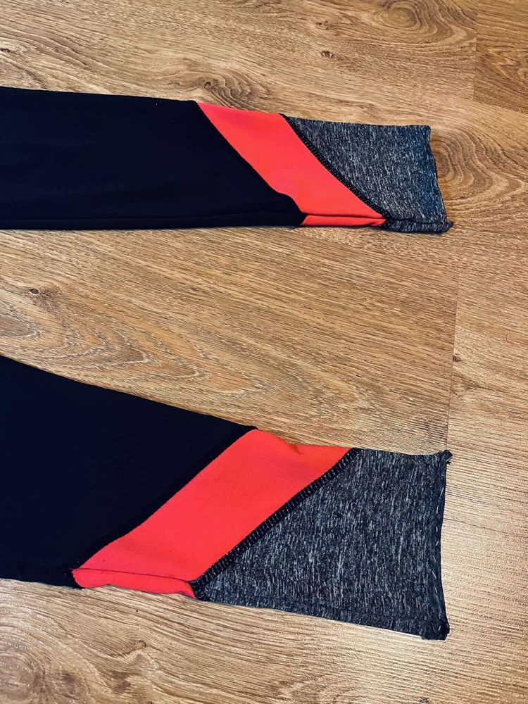 Piękne czarne legginsy różowe w paski siłownia getry S M