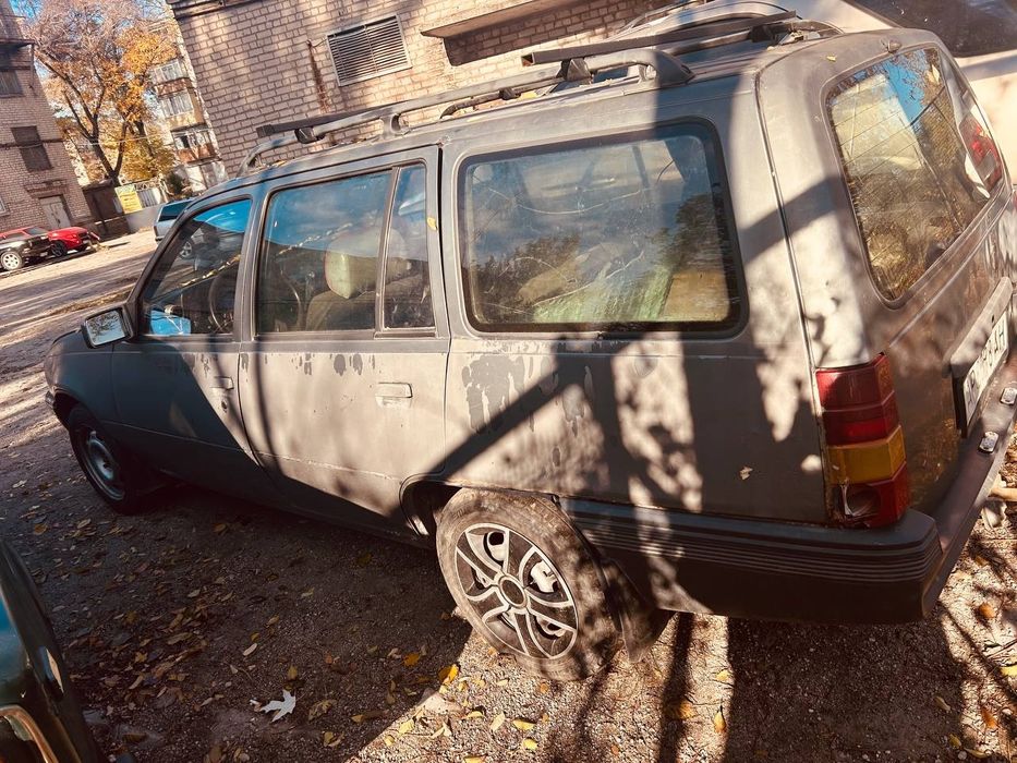 Срочно продам Опель Кадет