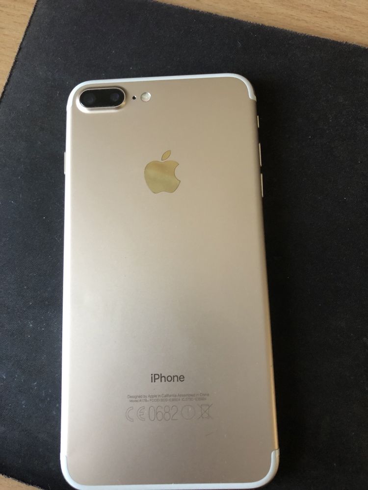 Iphone 7 plus в гарному стані