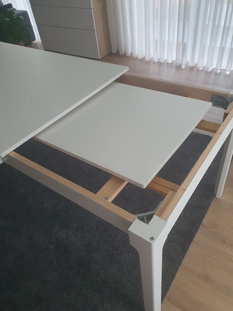 Mesa extensível branca