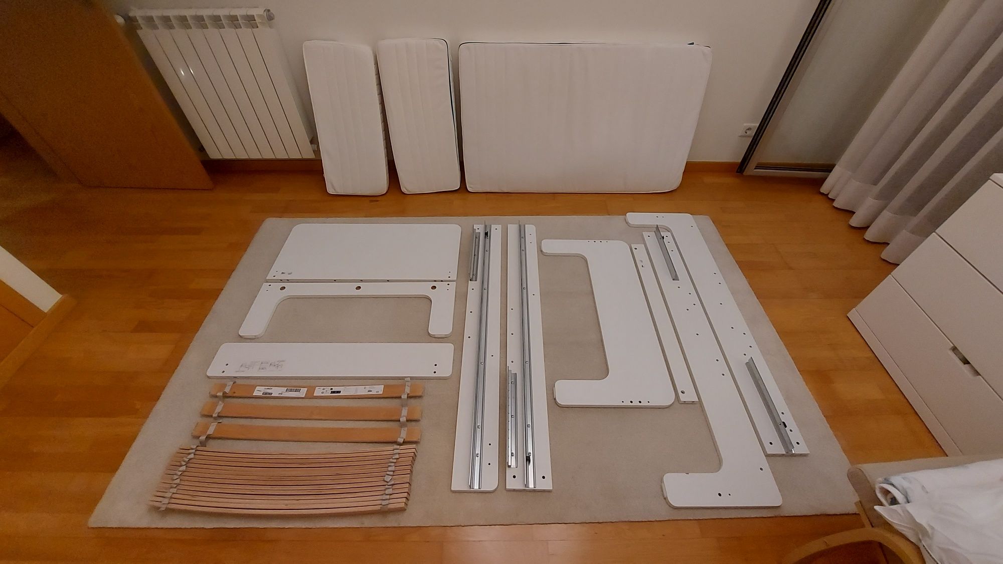 Cama Ikea SLÄKT / NATTAPA + colchão ÖMSINT