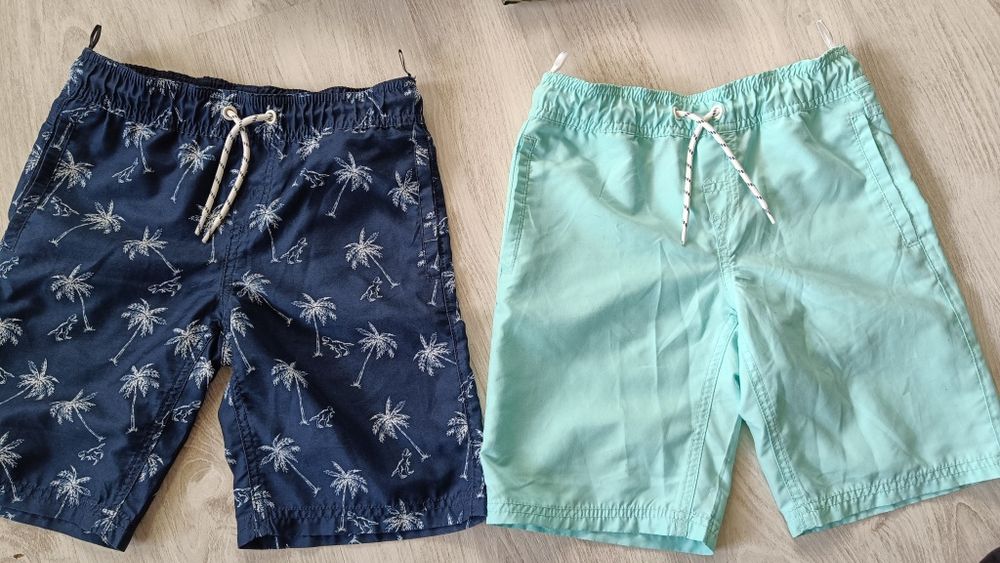 Szorty plażowe/kąpielowe C&A r.128 zestaw 2 sztuki