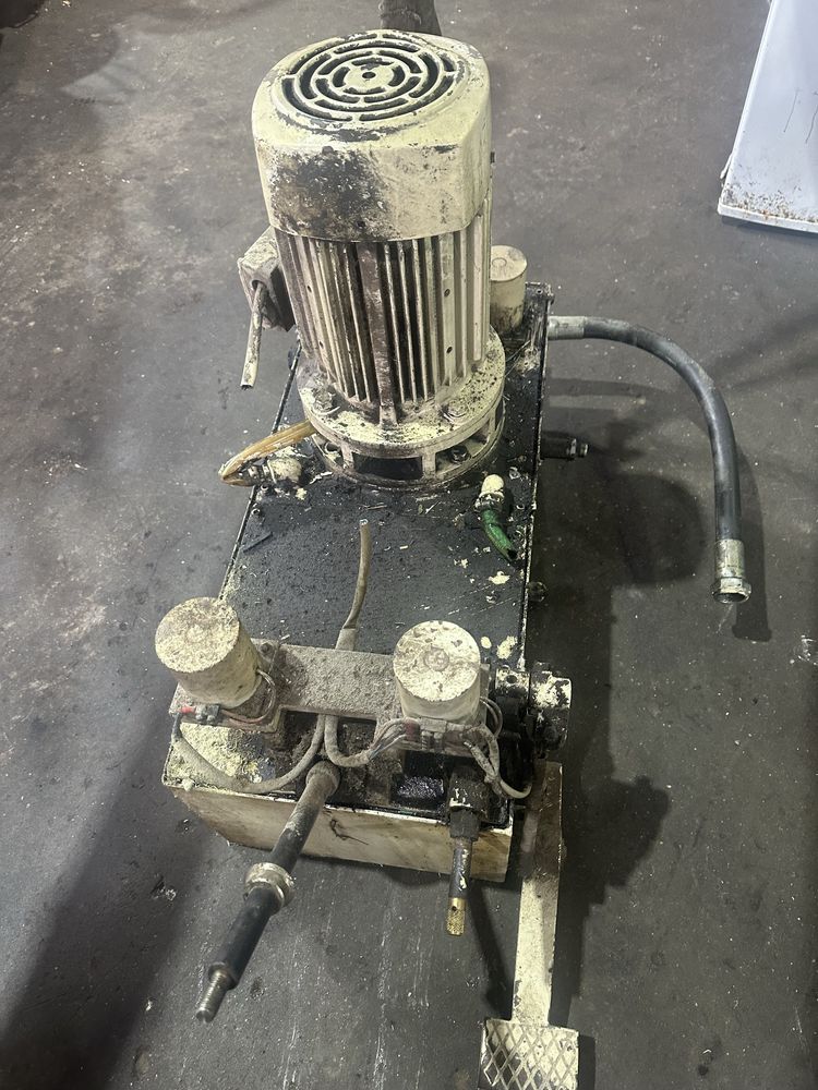 Bomba Hidraulica + motor 50HZ