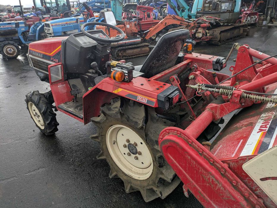 Yanmar F145D – kompaktowy traktor 4×4, 14 KM
