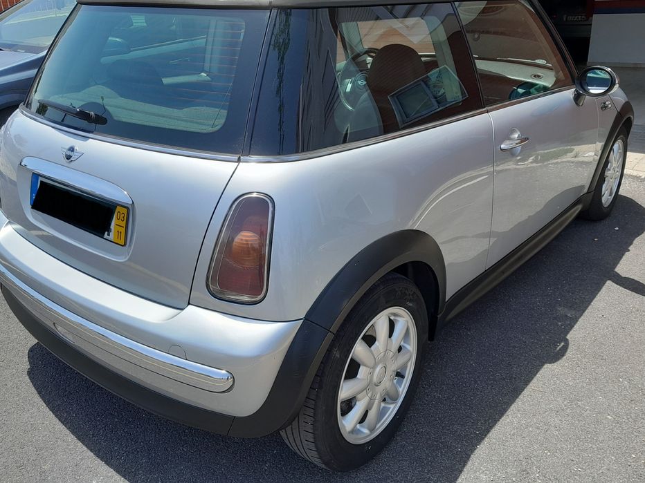 MINI ONE D R50 Motor toyota