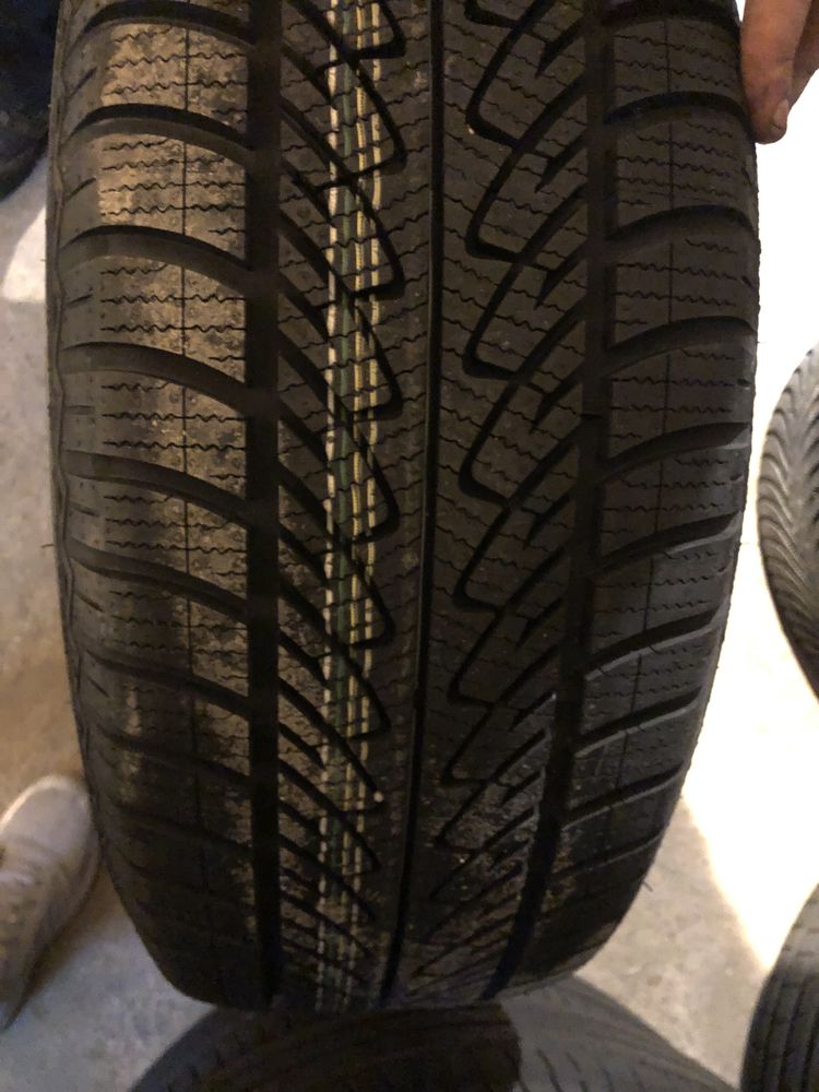 Koła nowe aluminiowe VW Touareg III opony 255/60R18