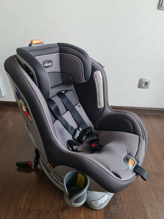 Автокрісло Chicco Next Fix