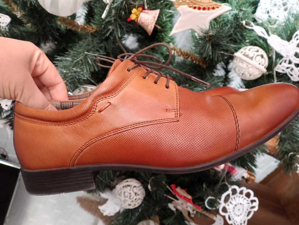 Buty pantofle 40 męskie camelBrąz elegancki półbuty bierzmowanie nowe