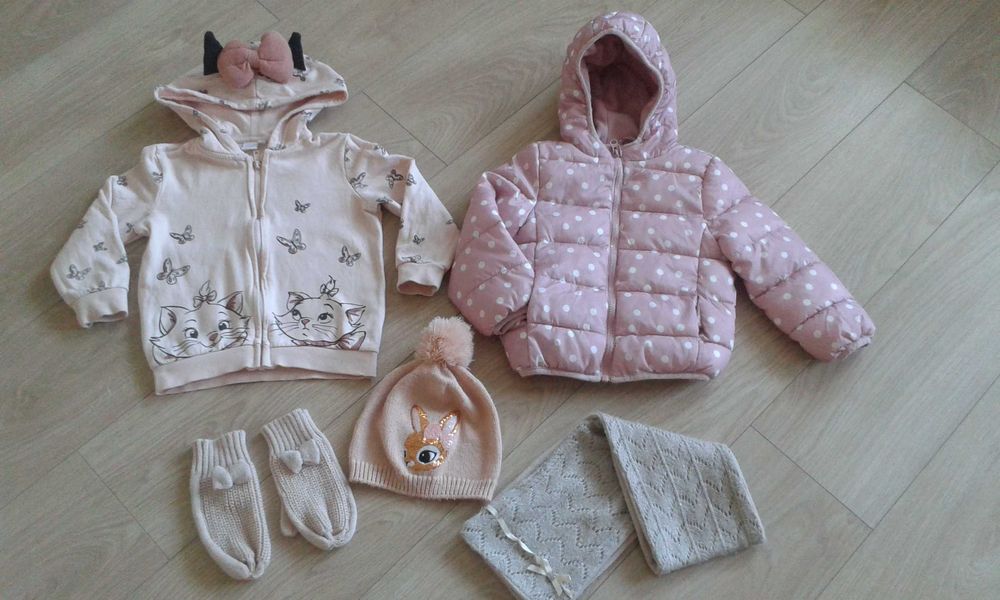 98 Kurtka zimowa dziewczęca + bluza polarowa + czapka z szalikiem