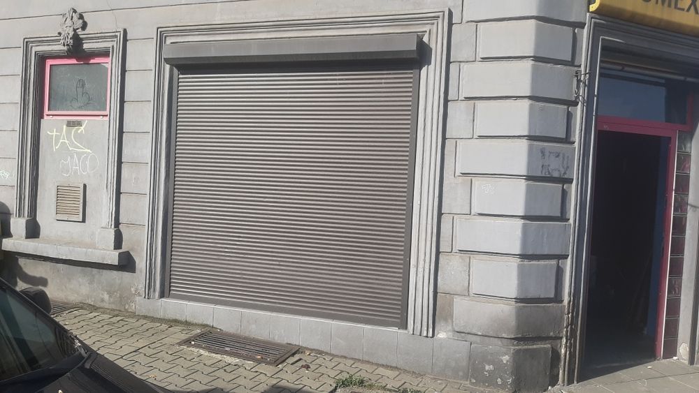Roleta elektryczna zewnętrzna podtynkowa 2,5m×2,5m