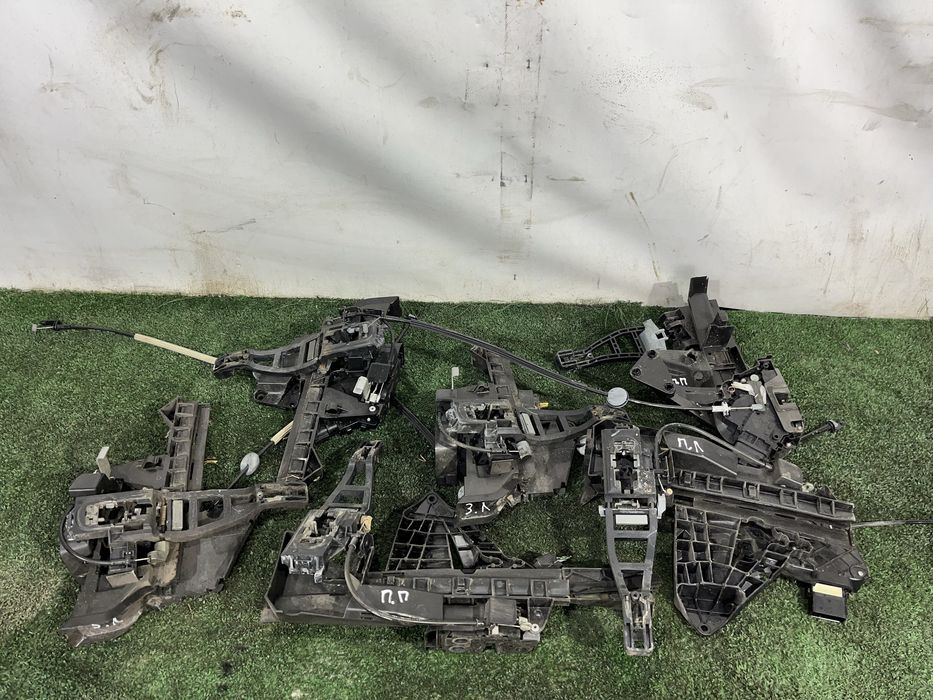 Замок дверей передній задній лівий правий Форд фокус2 ford focus2,