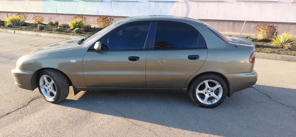 Daewoo lanos 1.6 у доброму стані!