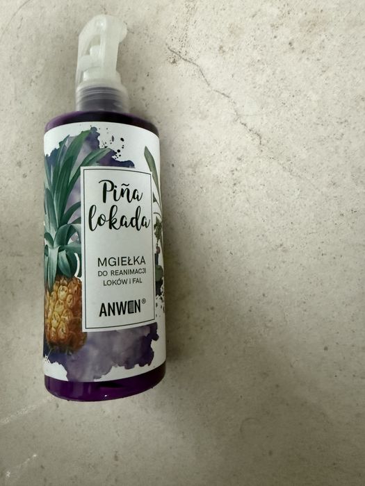 Pina Lokada Anwen spray do stylizacji loków i fal