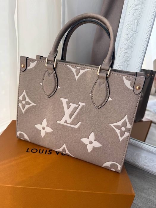 Сумка  Louis Vuitton