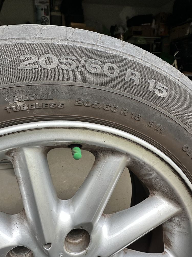 Opony felgi bmw 205/60 R 15 Letnie oryginalne