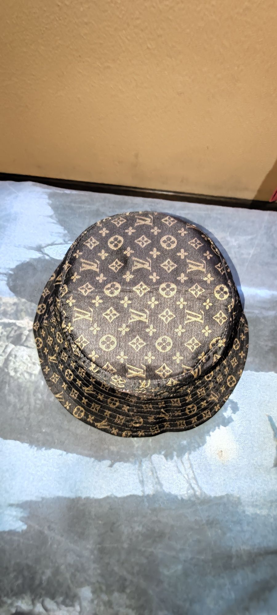 Chapéu bucket Louis Vuitton