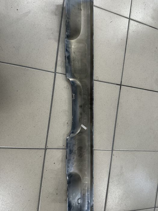 MERCEDES BENZ - 1678858404 накладка заднього бампера