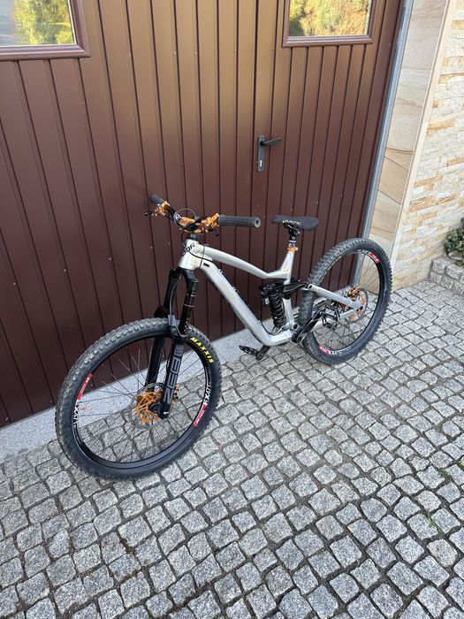 Dartmoor Thunderbird FR Pro L 27,5” jibber rower enduro dh mtb