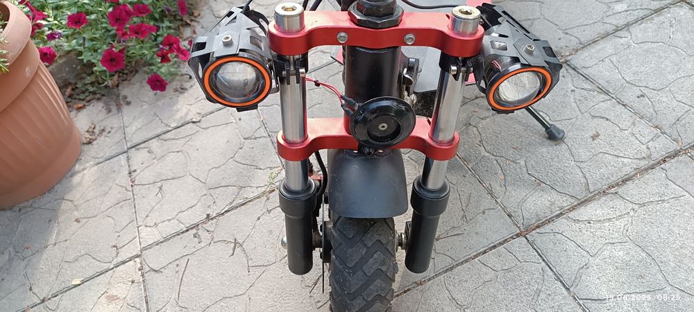 Продам электросамокат TESLA 30000