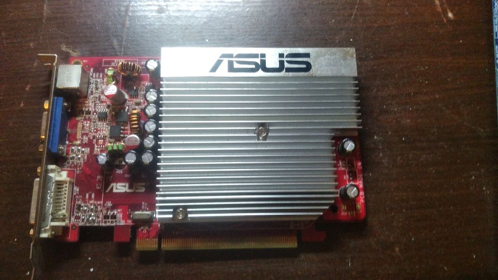 Відеокарта ASUS не робоча