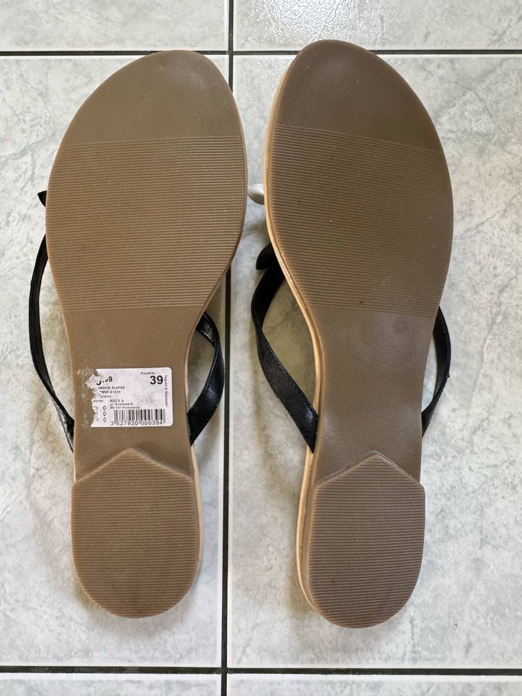 nowe buty klapki CCC bassano 39