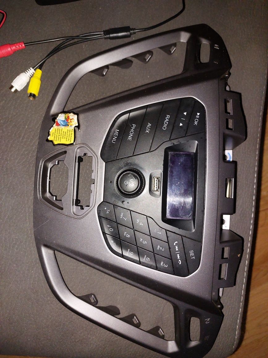 Sprzedam radio ford