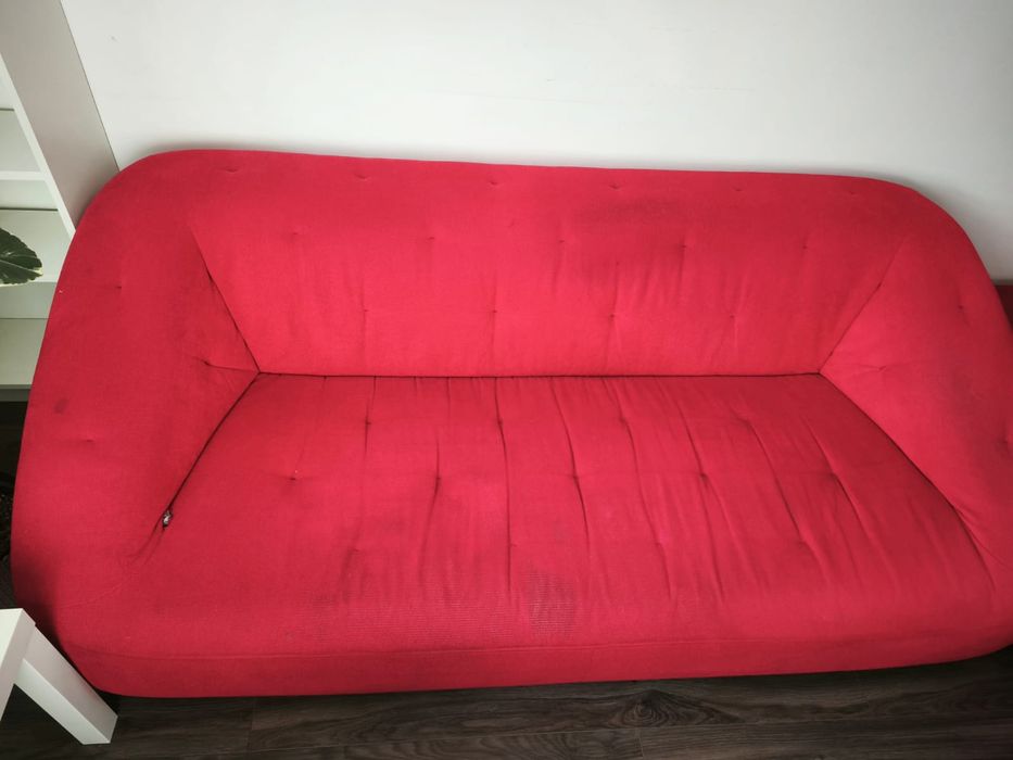 Wygodna sofa + 2 pufy