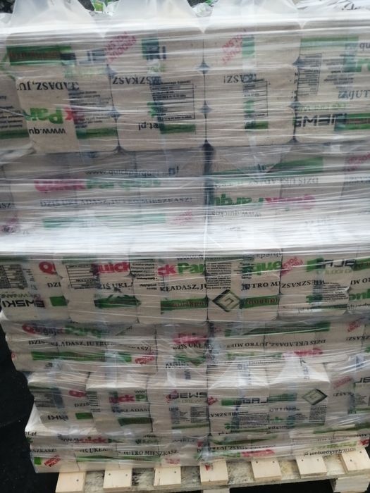 Brykiet Kominkowy Dąb. Opakowania 12 kg. Kostka.