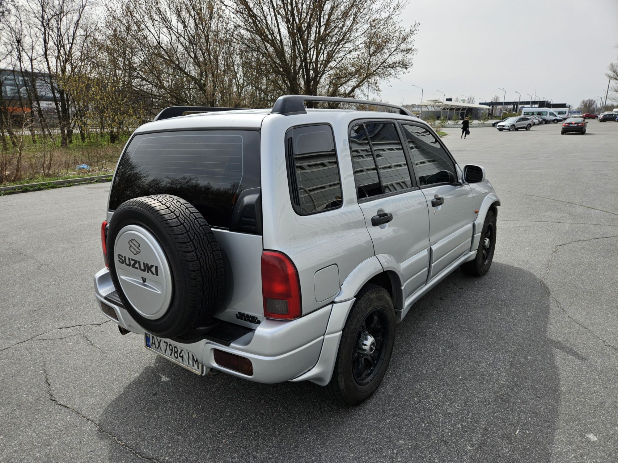 Suzuki Grand Vitara 2003 2.0 газ/бензин