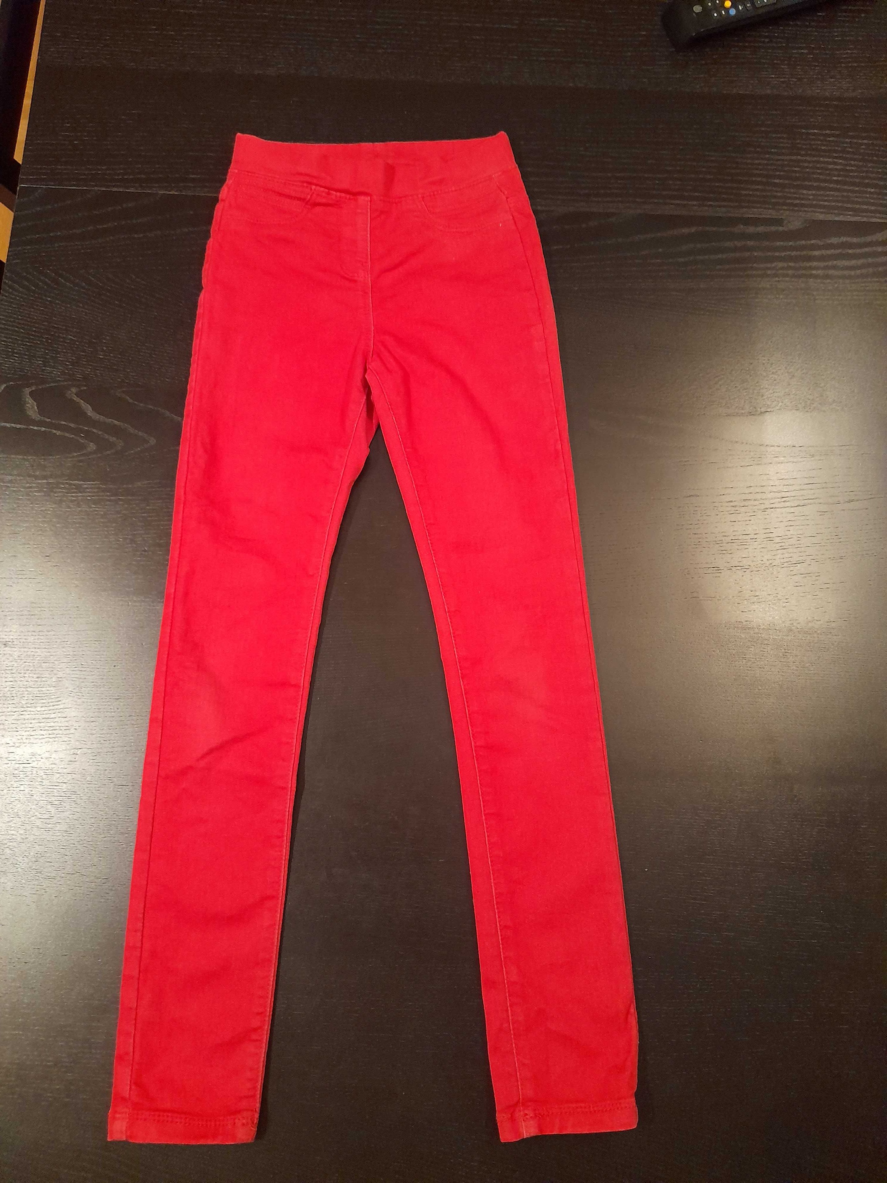 Spodnie - Czerwone tregginsy marka TAPE À L’OEIL wzrost 134 cm