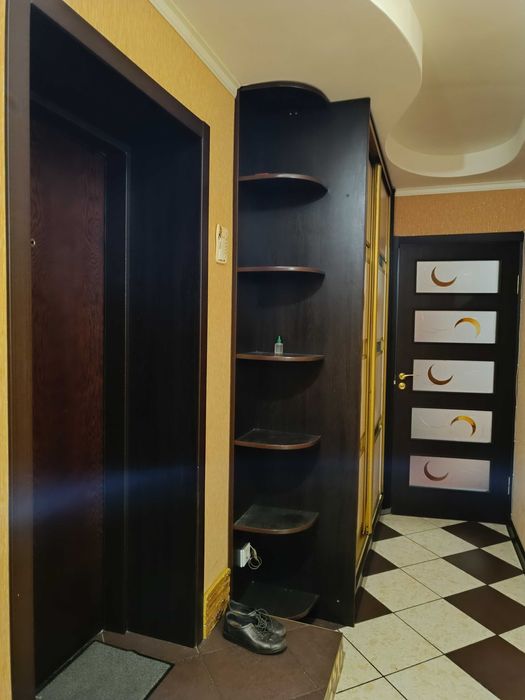 Продається 2-кімн. квартира нового планування на вул. Тищика