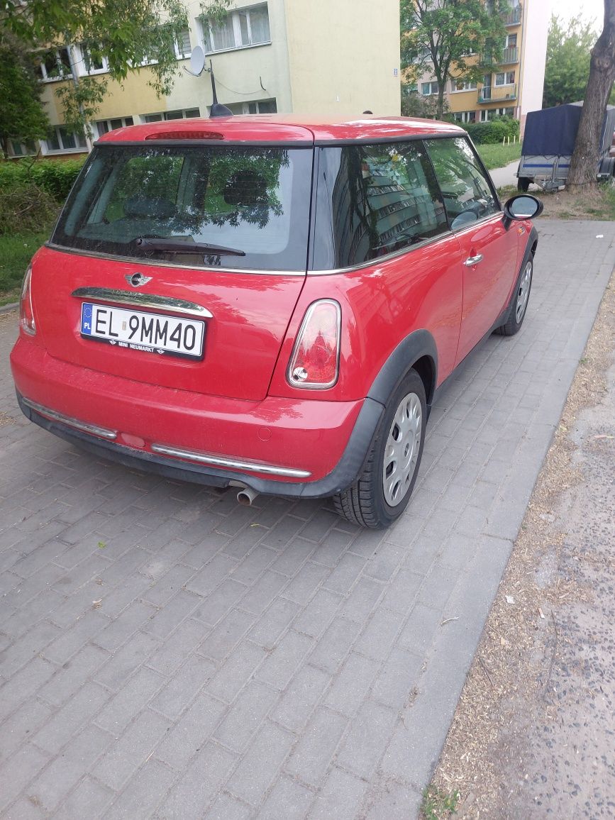 Mini tanio łódź 1.6 2005 r