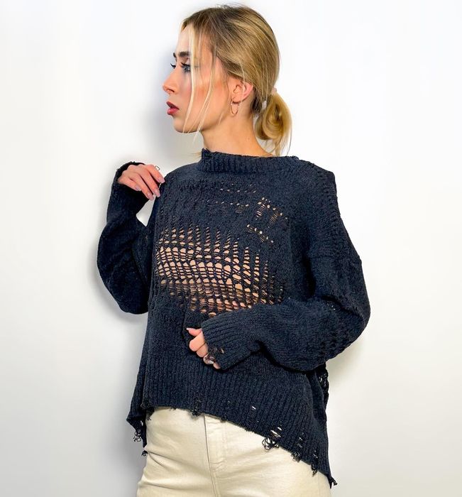 Светр Zara з рваностями