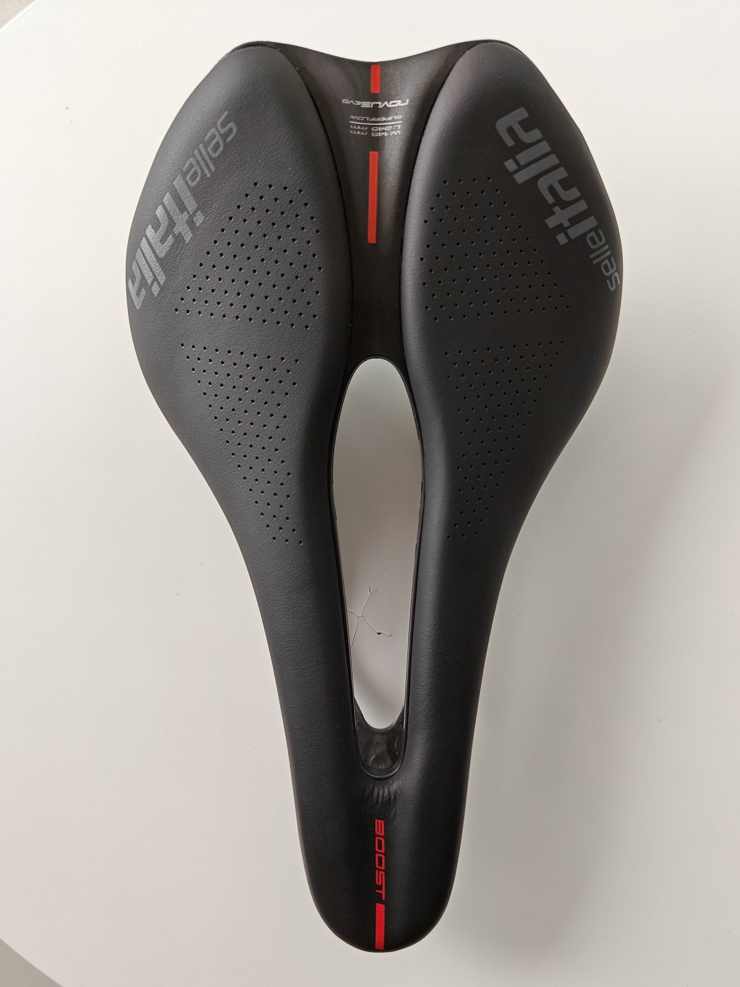 Siodełko Selle Italia Novus Evo Boost Kit Carbonio Superflow (145 mm)