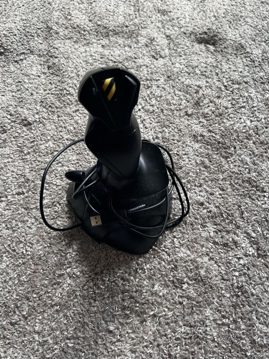 Thrustmaster USB Joystick64284589233027121