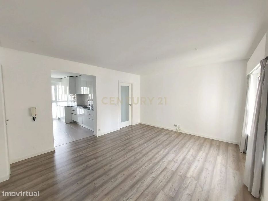 Apartamento T2 na Paulo Quintela, Coimbra