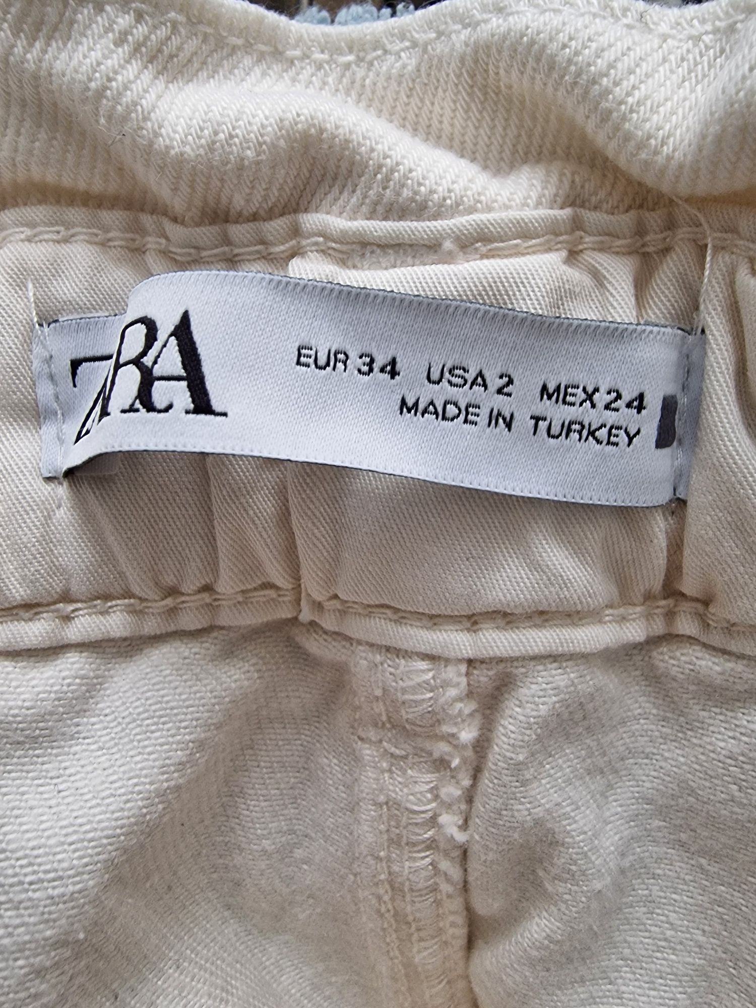 Dzinsy boyfriendy "Zara".