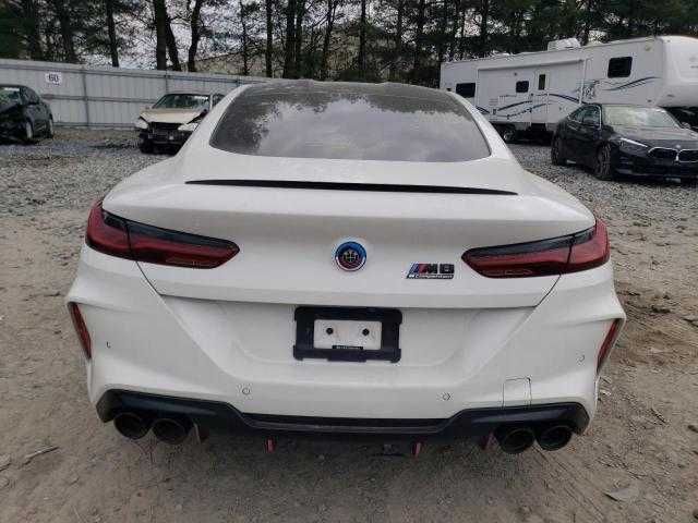 2020   Bmw    M8