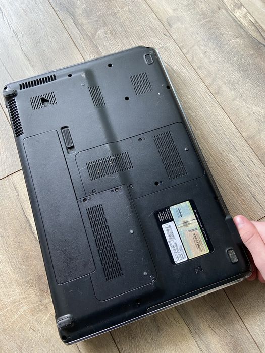 Ноутбук HP intel i5 на запчастини
