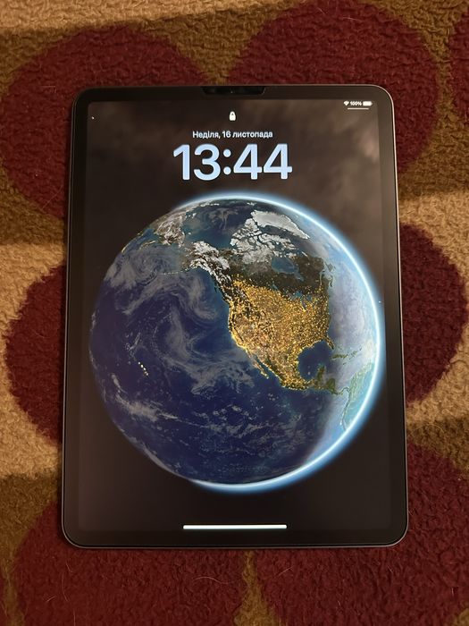 Планшет Apple A2228 iPad Pro 11 (2-gen) Wi-Fi 128GB 2020 120 Гц