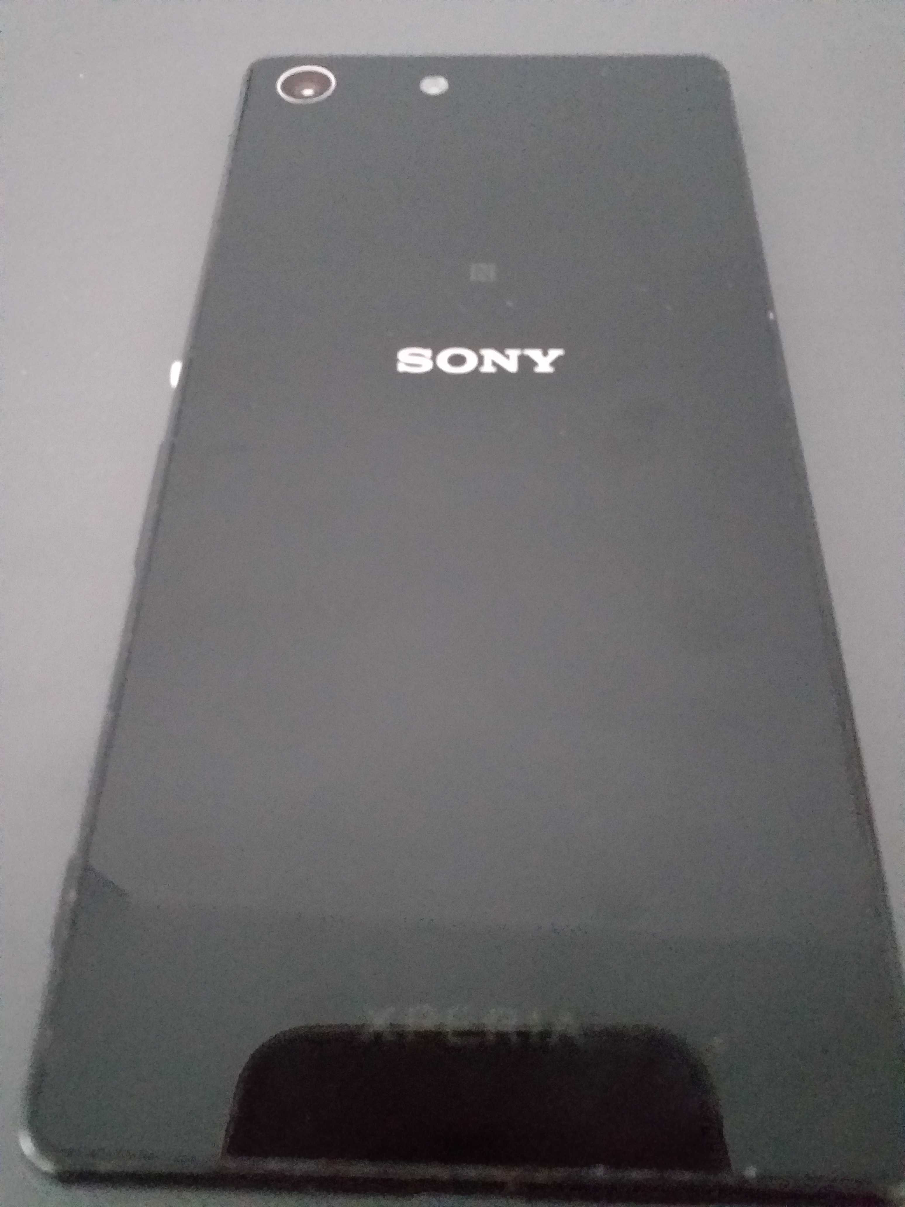 Telefon Sony Xperia E5603