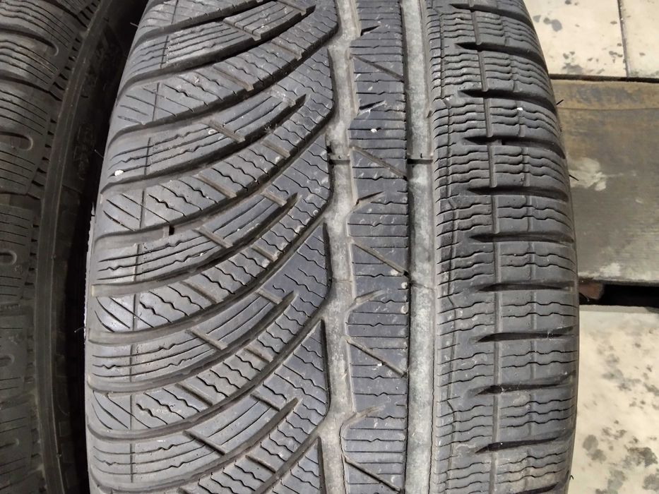 Opony 245/45x18 Michelin -RFT