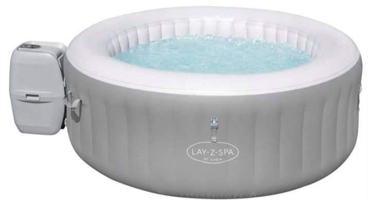 Jacuzzi całoroczne