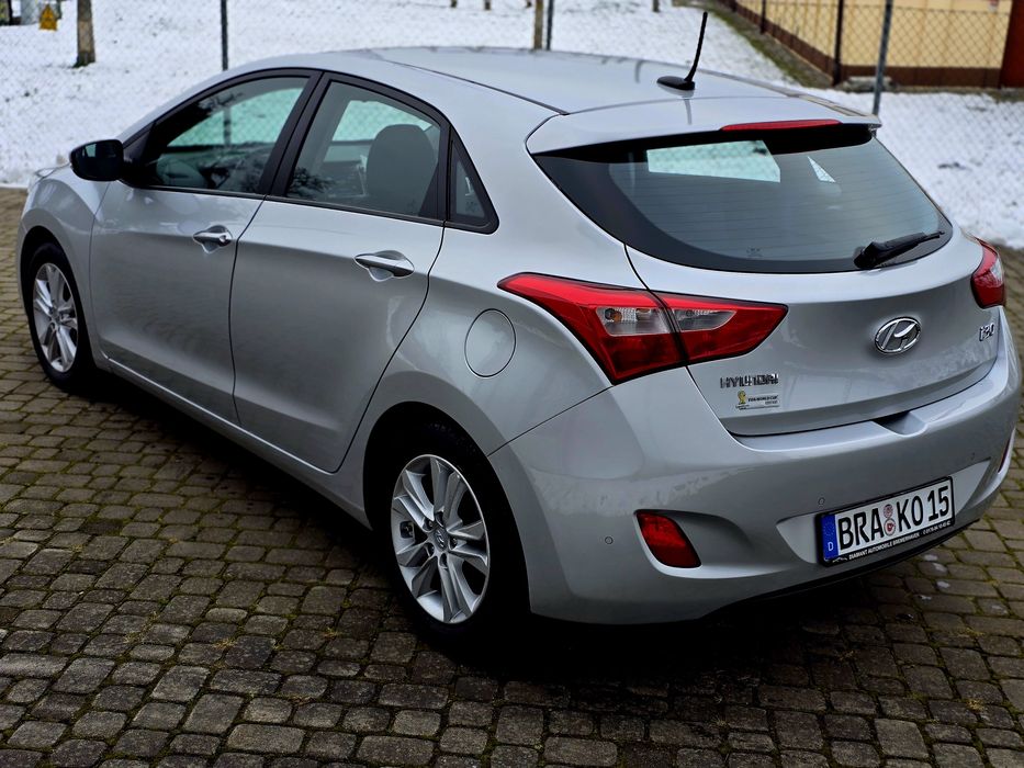 Hyundai i30# Hatchback# 2015r# 1.4B# z Niemiec
