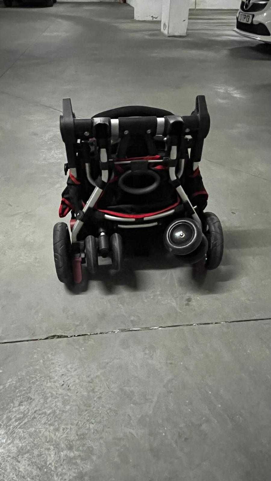 Carrinho de passeio para bebé