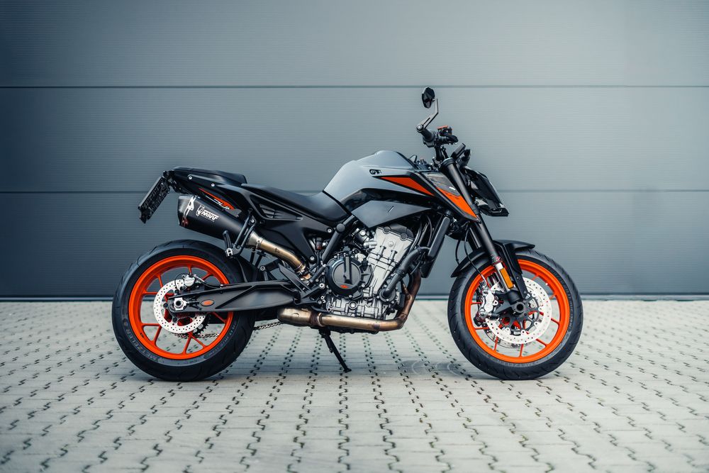 Wynajem wypożyczenie najem motocykla KTM Duke 790 kat. A