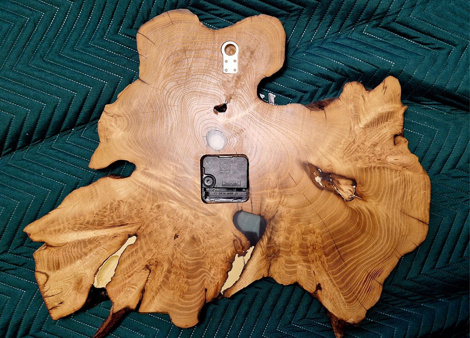 Zegar drewniany z żywicą, hand made