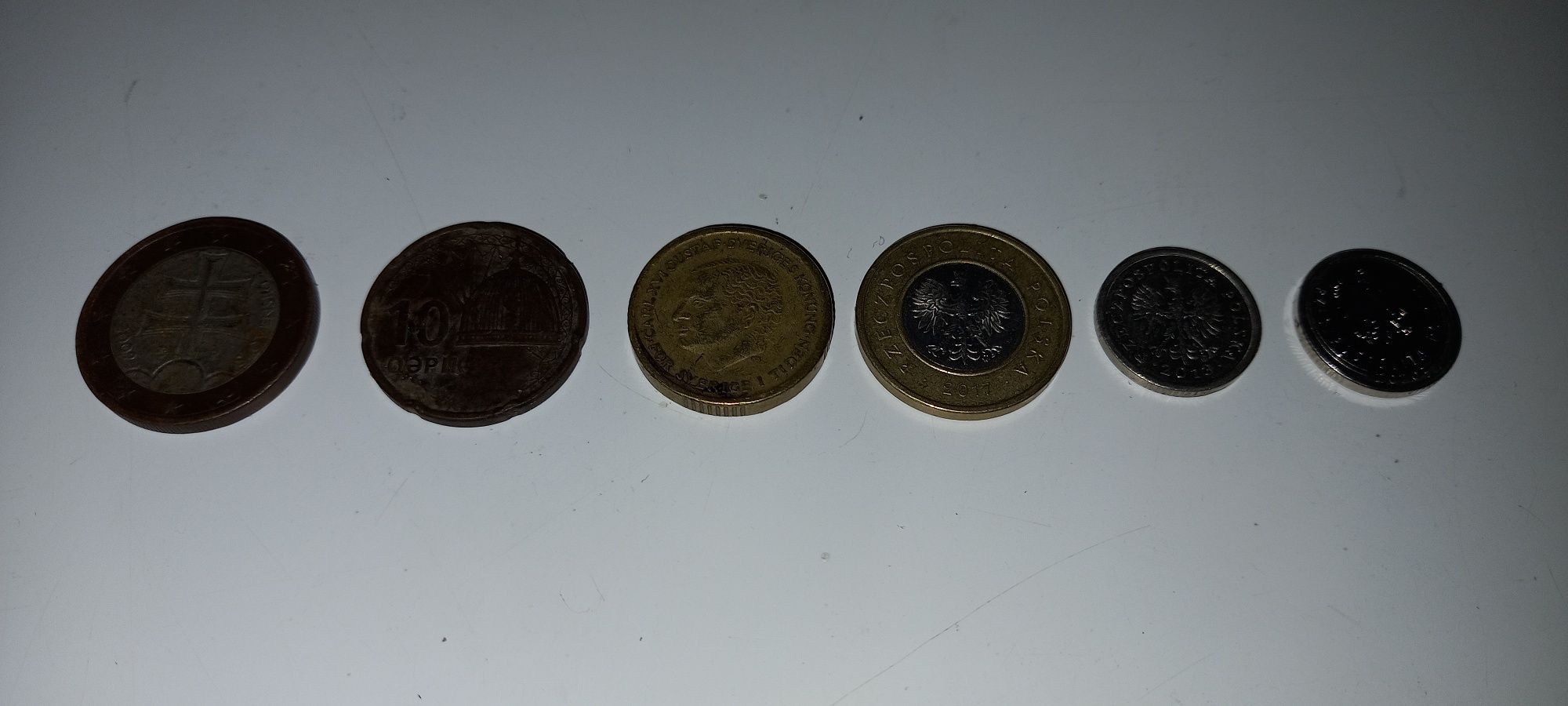 Продам монети в ассортименті