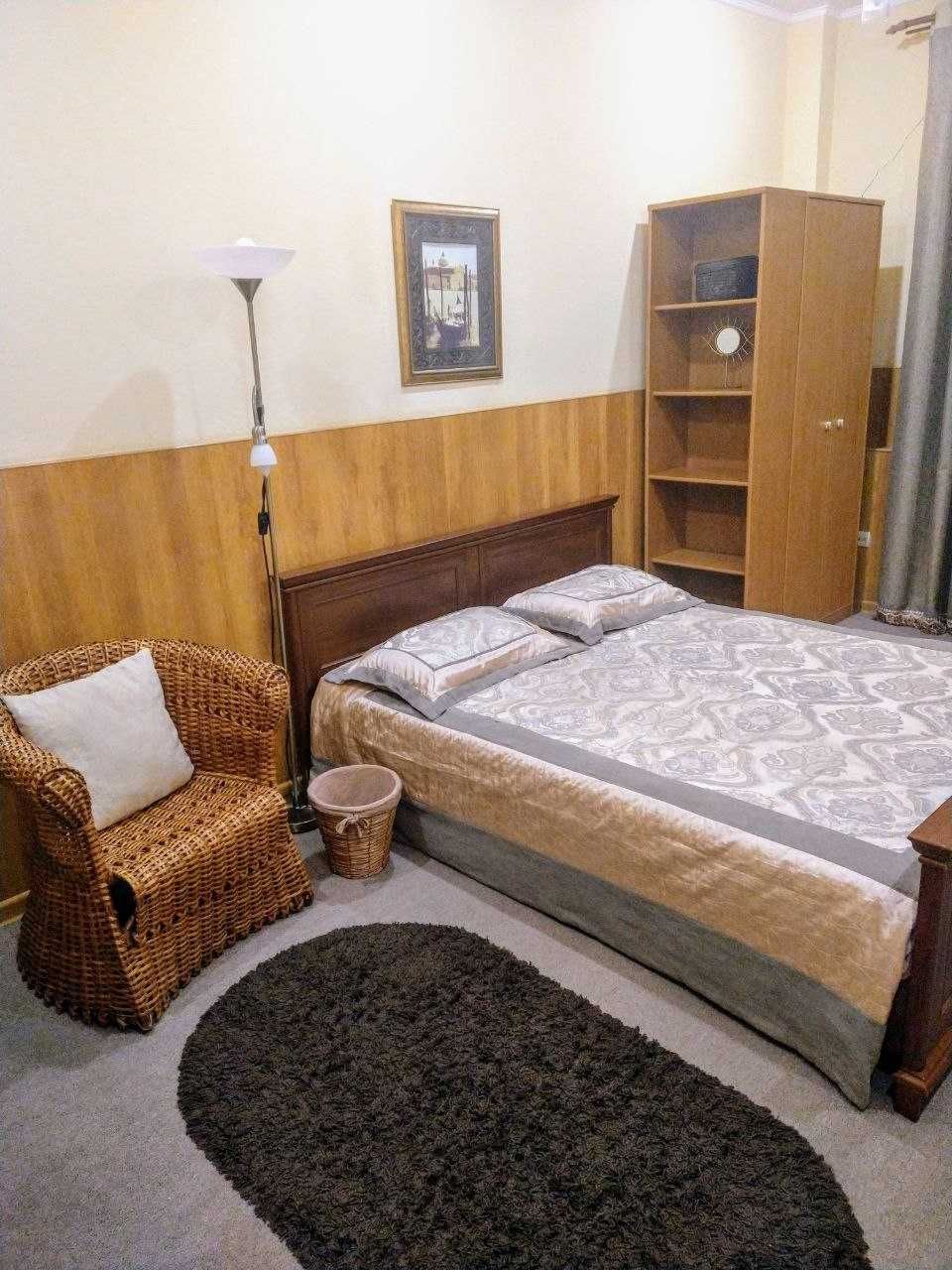 Сдам 2-к. полном. кв. в Центре (р-н пл. Фестивальной)  (свет не откл.)