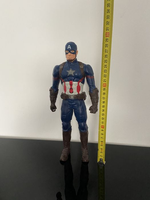 Kapitan Ameryka figurka 29 cm Avengers